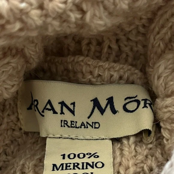 Hand-Knitted Irish 💯 Merino Wool Cowl/Turtle Neck Chunky Cable-Knit Sweater M - Picture 4 of 11